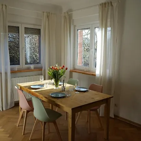 Gemuetliche In Unmittelbarer Naehe Zum * Markkleeberg