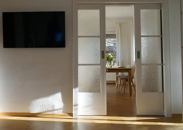 Gemuetliche In Unmittelbarer Naehe Zum Markkleeberg