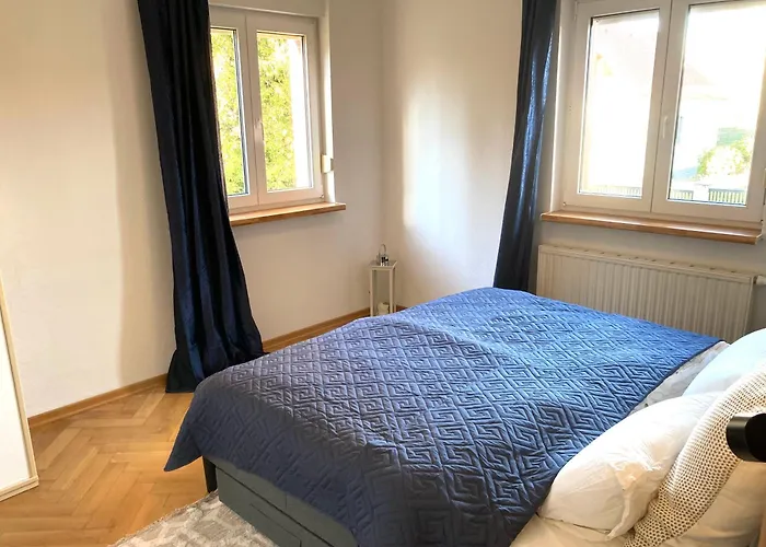 Gemuetliche In Unmittelbarer Naehe Zum Markkleeberg